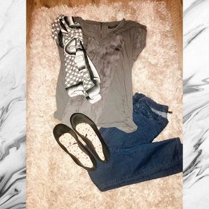 New York and Company stylish blouse